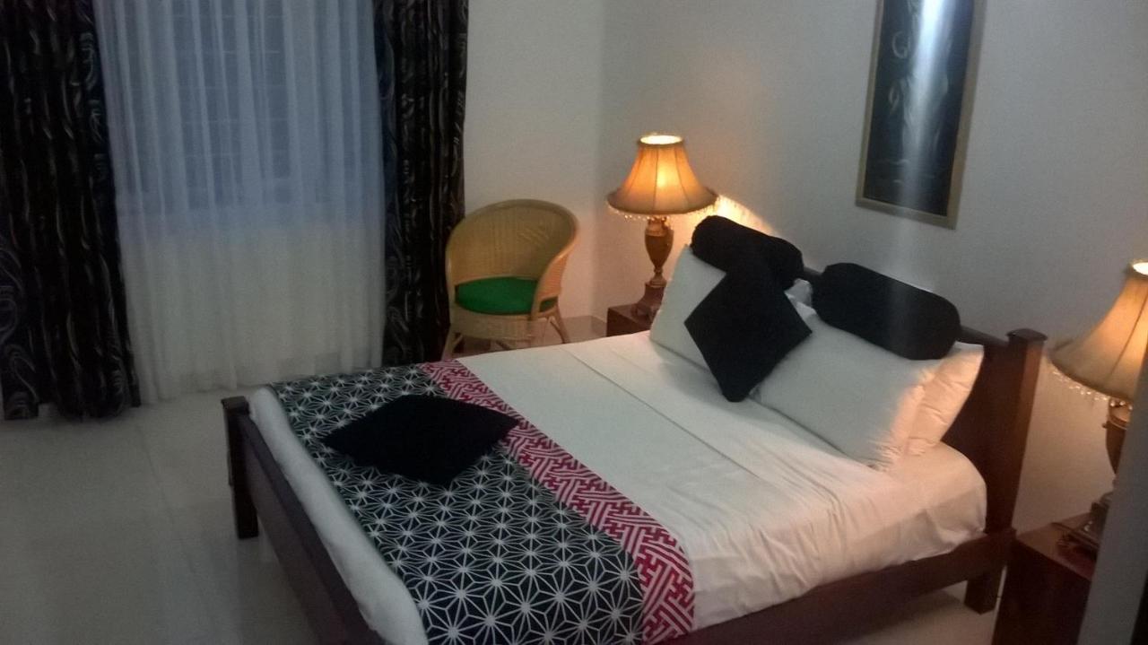 Anna Shanthi Villa Kandy Exterior photo